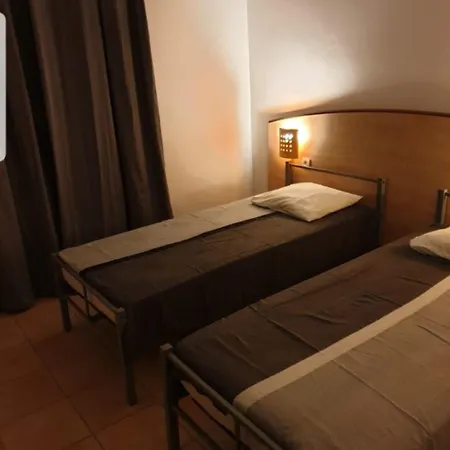 El Rio Hotel Pollestres