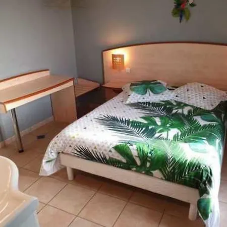 El Rio Hotel Pollestres